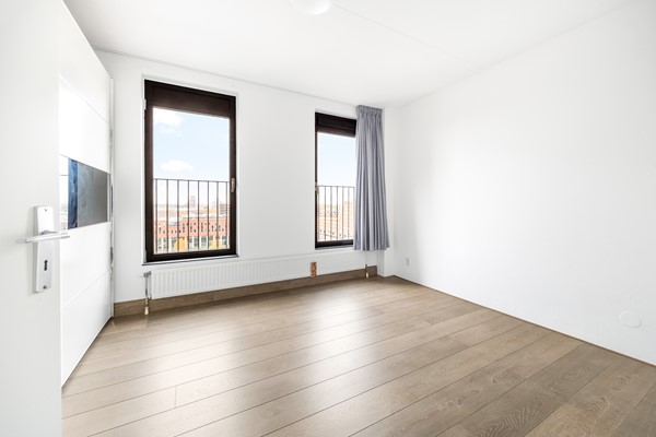 Medium property photo - Simon Carmiggelthof 176, 2492 JN Den Haag